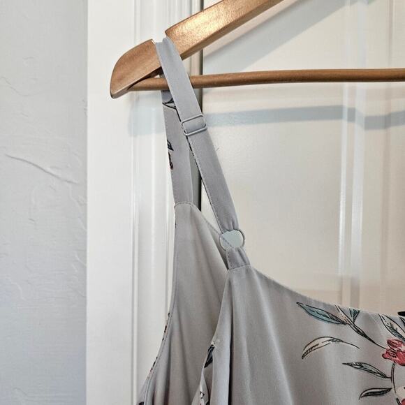 Torrid Chiffon Pleated Dress Women Size 2X Gray Floral Cowl Neck Cottage Fairy - Picture 8 of 12